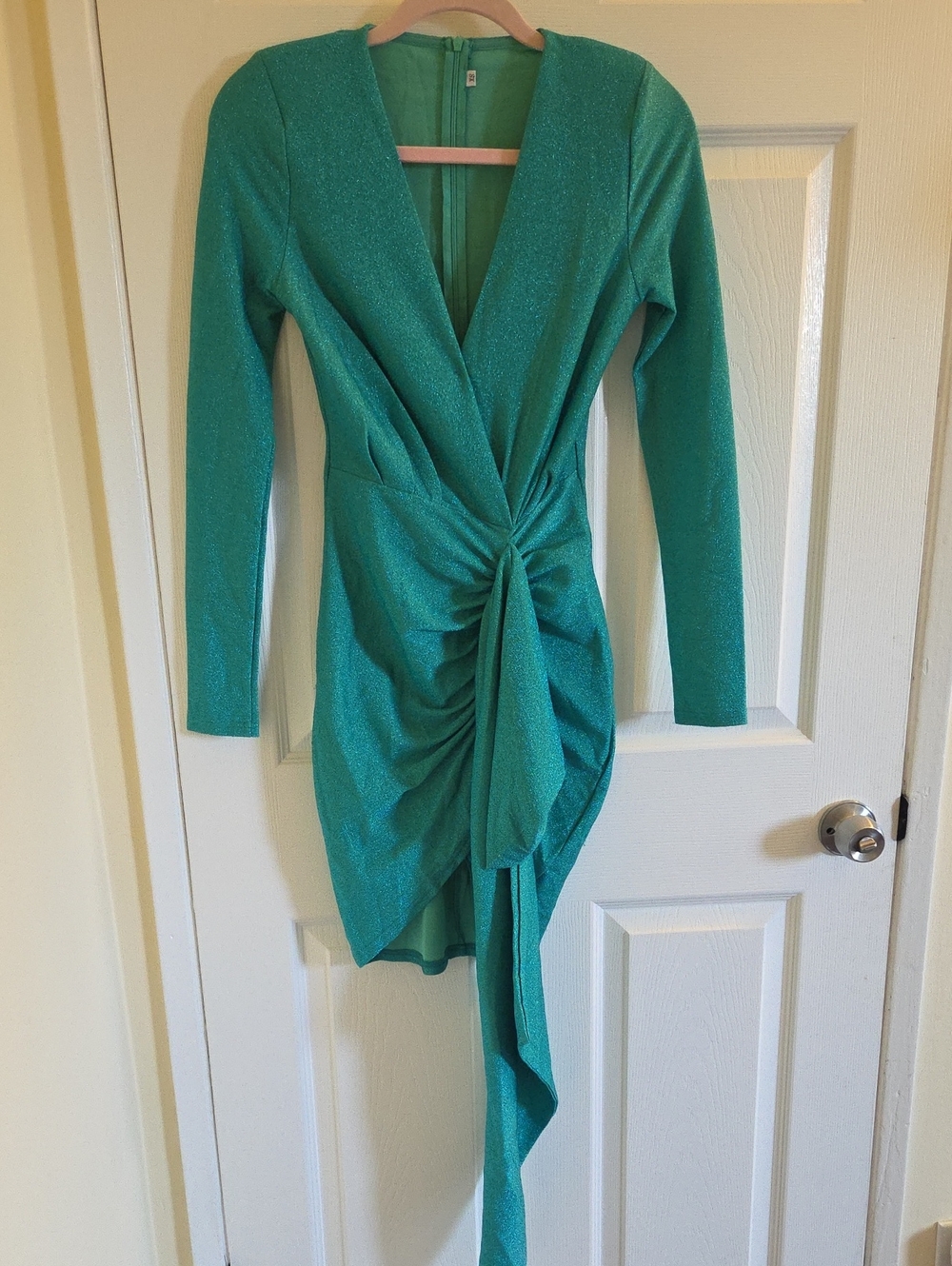 Green Shiny Twist-Front Long Sleeve Party Dress